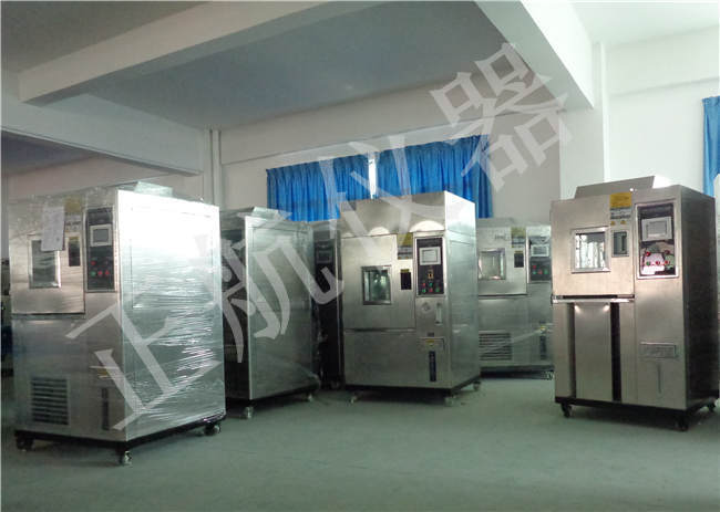 正航儀器紫外線試驗(yàn)箱直視圖