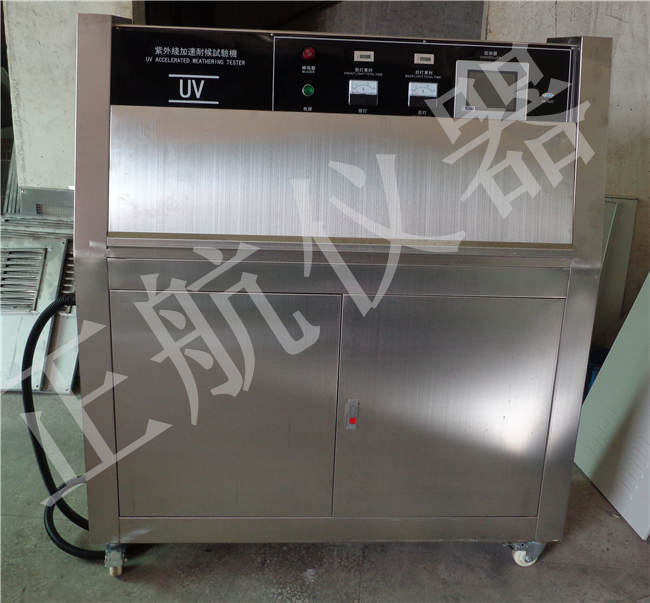 斜卡式紫外老化試驗(yàn)箱