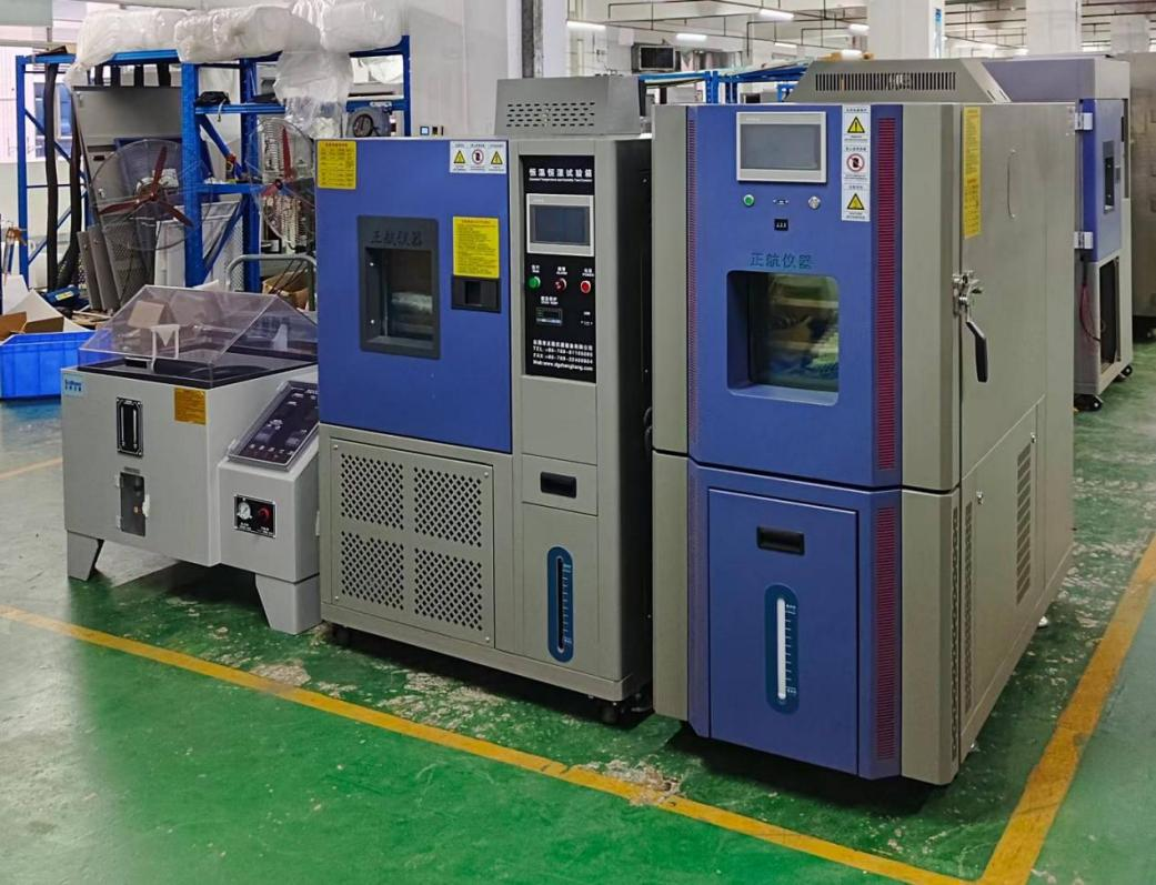 鹽霧箱送貨深圳客戶公司